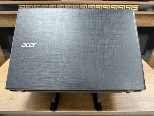 Acer Aspire E5-573G-56E5 Intel Core i5 5200U 4GB RAM 240GB SSD 820M 15.6" HD NX.MVMEY.005 (İKİNCİ EL) - Image 3