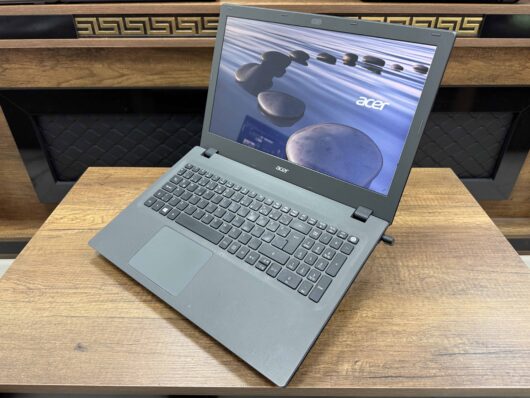 Acer Aspire E5-573G-56E5 Intel Core i5 5200U 4GB RAM 240GB SSD 820M 15.6" HD NX.MVMEY.005 (İKİNCİ EL) - Image 4