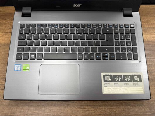 Acer Aspire V3-575G-792U Intel Core i7 6500U 8GB 240GB SSD 940M 15.6" HD NX.G5FEY.001 (İKİNCİ EL) - Image 2