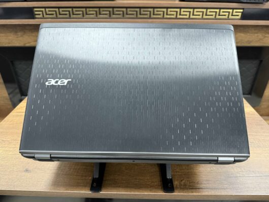 Acer Aspire V3-575G-792U Intel Core i7 6500U 8GB 240GB SSD 940M 15.6" HD NX.G5FEY.001 (İKİNCİ EL) - Image 3